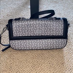 Guess cross body hand bag